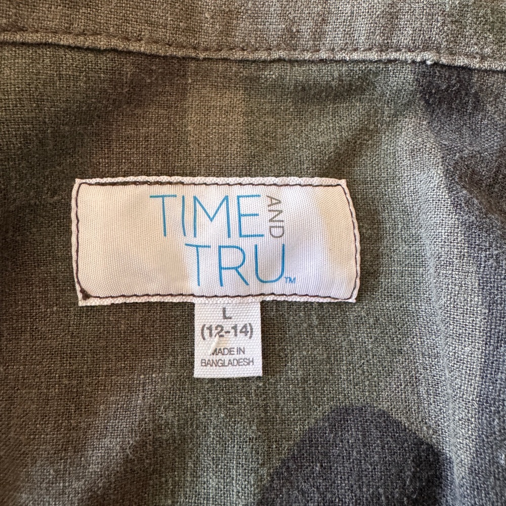 Time and Tru Green Camouflage Jacket - Picture 4 of 4
